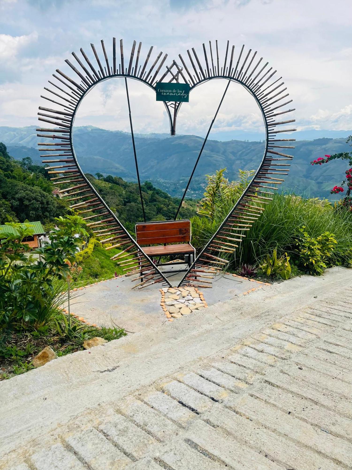 Entre Verdes Hotel & Glamping Ebejico Exterior photo