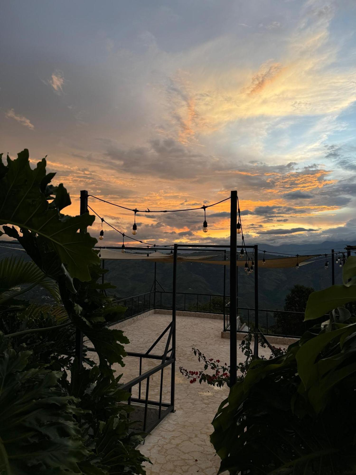 Entre Verdes Hotel & Glamping Ebejico Exterior photo